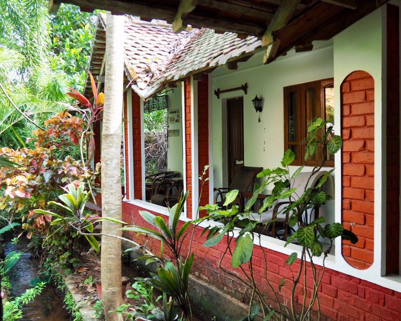 Eden Garden Hotel Varkala Exterior photo