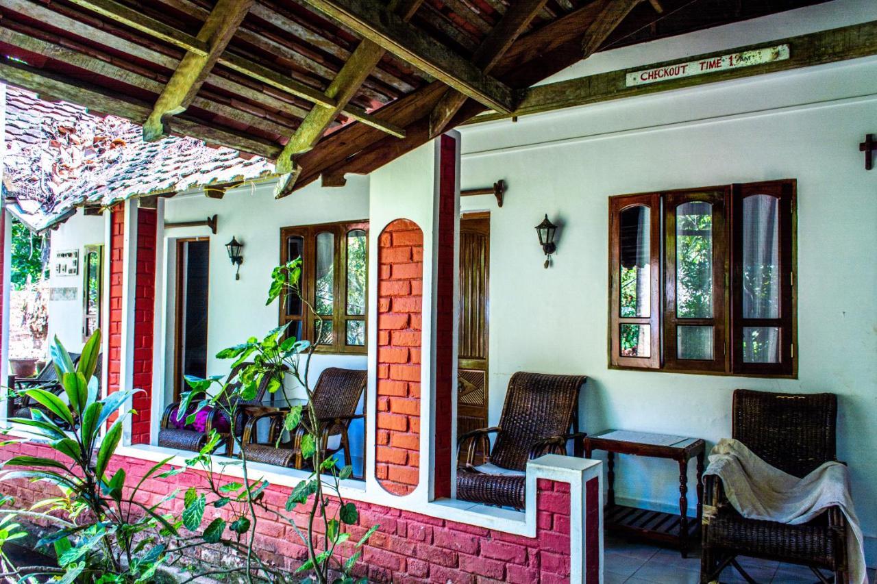 Eden Garden Hotel Varkala Exterior photo